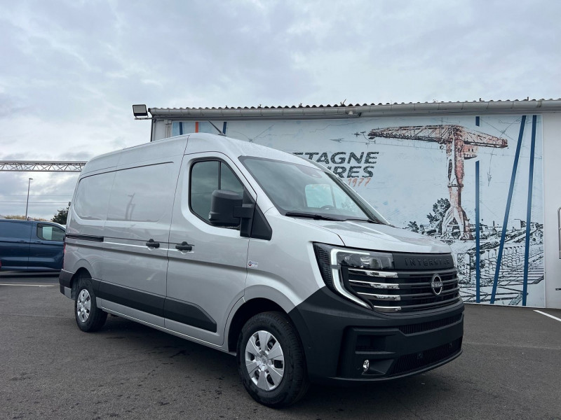 Nissan INTERSTAR FG L2H2 3T5 2.0 DCI 170CH EUROVIE TEKNA BVA9 + OPTIONS Diesel GRIS METAL Occasion à vendre
