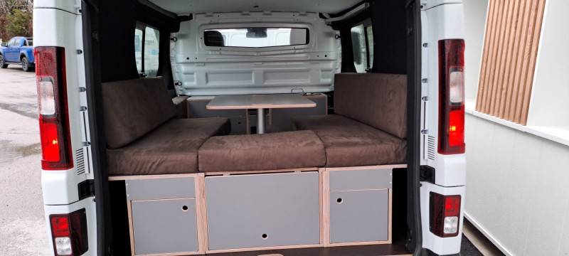 Nissan PRIMASTAR FG VAN GOLF AMENAGEMENT AMOVIBLE L1H1 3T0 2.0 DCI 170CH TEKNA BVA EURO6EB Diesel BLANC Occasion à vendre