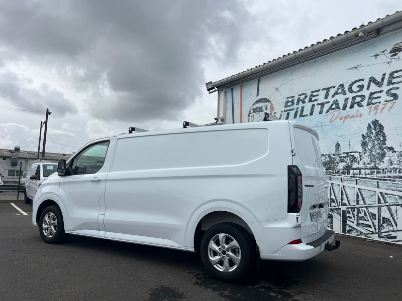 Photo 10 de l'offre de FORD TRANSIT CUSTOM FG 320 L2H1 2.0 ECOBLUE 136CH BVA LIMITED + OPTIONS à 37140€ chez Bretagne Utilitaires