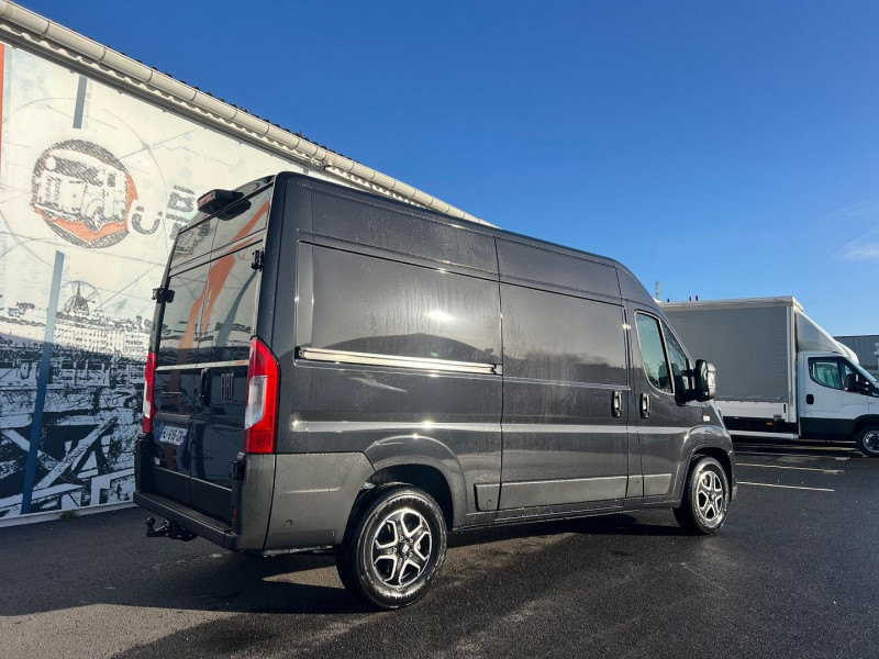 Photo 2 de l'offre de FIAT DUCATO FG MH2 - L2H2 3.5 MAXI 180CH S&S PACK PREMIUM CONNECT BVA8 à 43140€ chez Bretagne Utilitaires