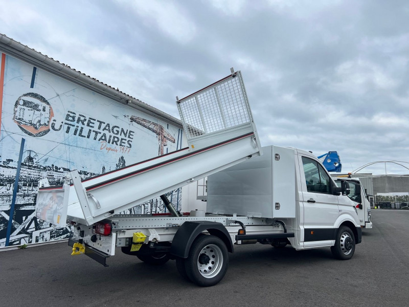 Photo 2 de l'offre de VOLKSWAGEN CRAFTER BENNE JPM 3.5T L3 2.0 TDI 163CH BUSINESS PROPULSION RJ à 50340€ chez Bretagne Utilitaires