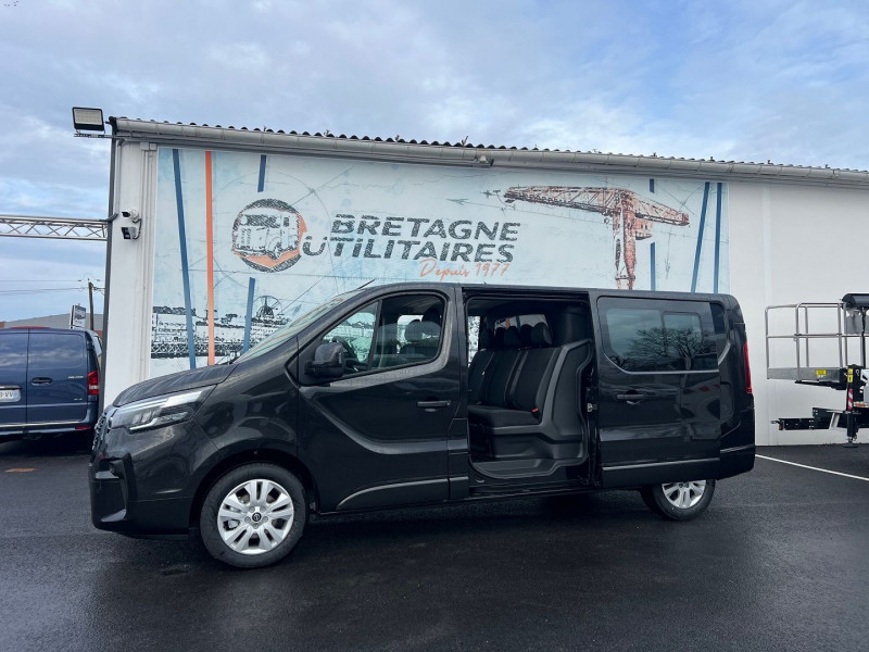 Photo 1 de l'offre de NISSAN PRIMASTAR FG NOIR L2H1 3T0 2.0 DCI 170CH BVA9 CAB APPRO 5 PLACES TEKNA à 42900€ chez Bretagne Utilitaires