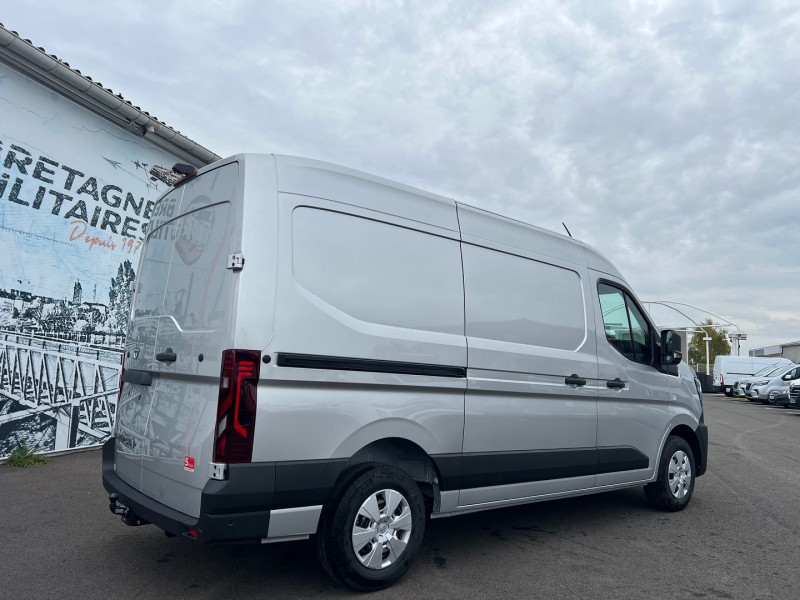 Photo 2 de l'offre de NISSAN INTERSTAR FG L2H2 3T5 2.0 DCI 150CH TEKNA + OPTIONS à 39540€ chez Bretagne Utilitaires