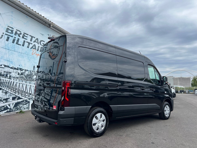 Photo 3 de l'offre de NISSAN INTERSTAR FG L2H2 3T5 2.0 DCI 170CH EUROVIE TEKNA BVA9 + OPTIONS à 42540€ chez Bretagne Utilitaires