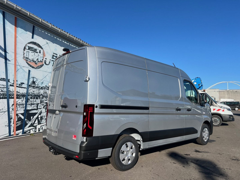 Photo 11 de l'offre de NISSAN INTERSTAR FG L2H2 3T5 2.0 DCI 170CH EUROVIE TEKNA BVA9 + OPTIONS 3600€ à 42540€ chez Bretagne Utilitaires