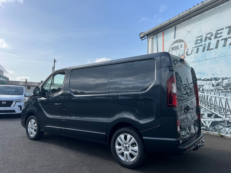 Photo 9 de l'offre de NISSAN PRIMASTAR FG GRIS COMETE L1H1 2.0 DCI 170CH BVA9 TEKNA  + PACK CARGO + ATTELAGE à 39900€ chez Bretagne Utilitaires