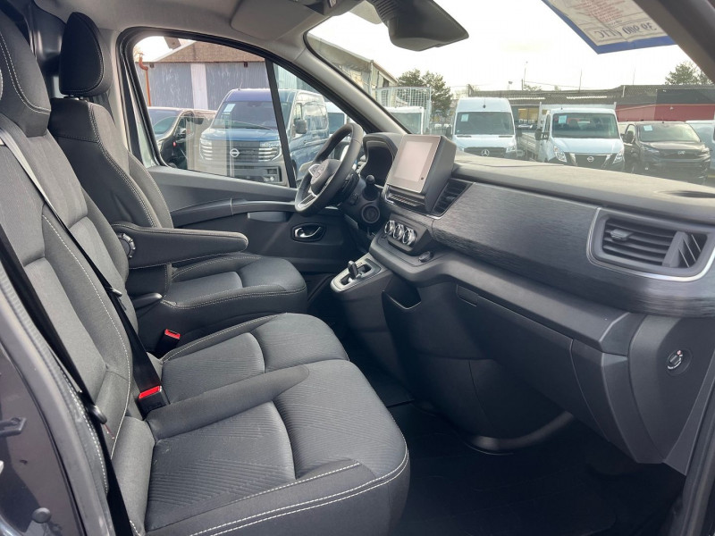 Photo 6 de l'offre de NISSAN PRIMASTAR FG GRIS COMETE L1H1 2.0 DCI 170CH BVA9 TEKNA  + PACK CARGO + ATTELAGE à 39900€ chez Bretagne Utilitaires