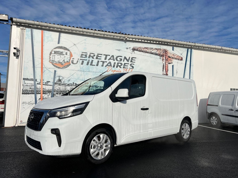 Photo 2 de l'offre de NISSAN PRIMASTAR FG BLANC L1H1 2.0 DCI 170CH BVA9 TEKNA  + PACK CARGO + ATTELAGE à 39900€ chez Bretagne Utilitaires
