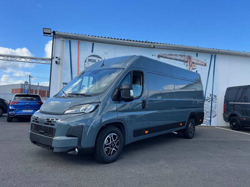 Fiat DUCATO FG XLH2 - L4H2 3.5 MAXI 180CH BVA8 S&S PACK PREMIUM CONNECT FULL OTPIONS Diesel GRIS LANZAROTE Occasion à vendre