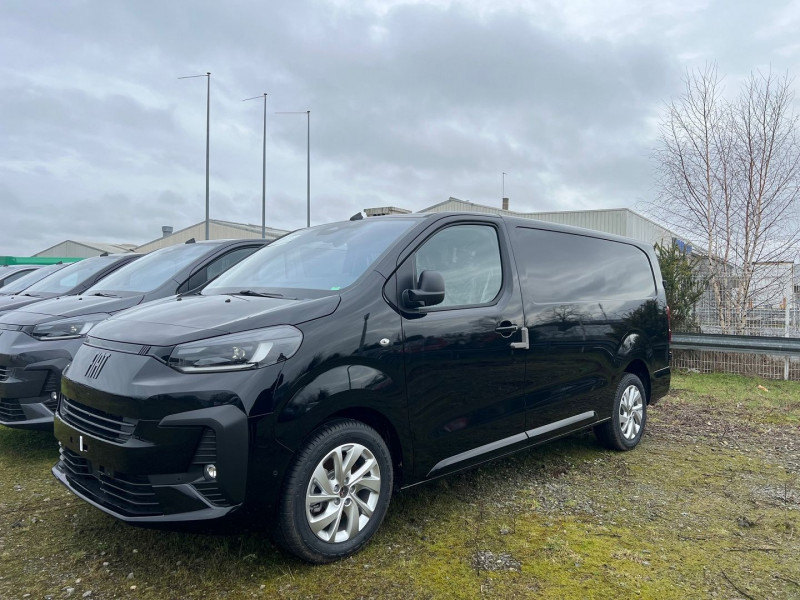 Fiat SCUDO FG XL 2.2 DIESEL 180CH PACK PREMIUM CONNECT EAT8 OPTIONS 5772 € Diesel NOIR Occasion à vendre