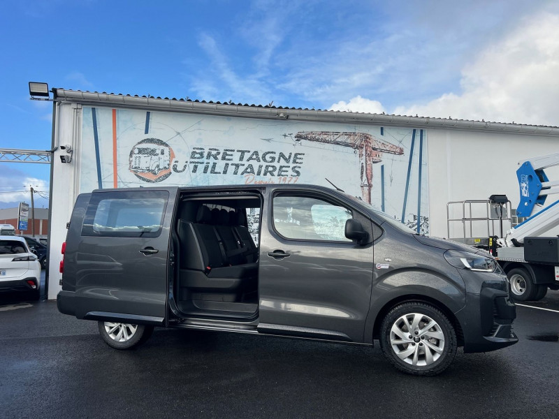Photo 2 de l'offre de FIAT SCUDO FG XL 2.0 BLUEHDI 180CH EAT8 CAB APPRO 6PL PACK PREMIUM CONNECT OPTIONS 4240 € à 40740€ chez Bretagne Utilitaires