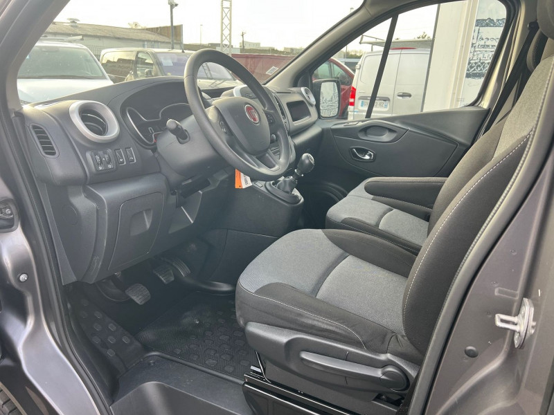 Photo 2 de l'offre de FIAT TALENTO FG L1H1 - CH1 MULTIJET 120CH PACK PRO NAV + ATTELAGE à 16740€ chez Bretagne Utilitaires