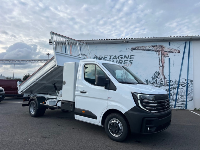 Photo 1 de l'offre de NISSAN INTERSTAR CCB BENNE 2 VANTAUX + COFFRE SECURISE JPM L3 3T5 170CH PROPULSION RJ N-CONNECTA à 53340€ chez Bretagne Utilitaires
