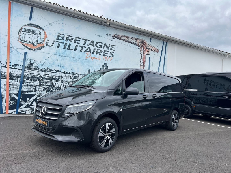 Photo 8 de l'offre de MERCEDES-BENZ VITO FG 4X4 119 CDI MIXTO LONG 9G-TRONIC + OPTIONS à 71940€ chez Bretagne Utilitaires