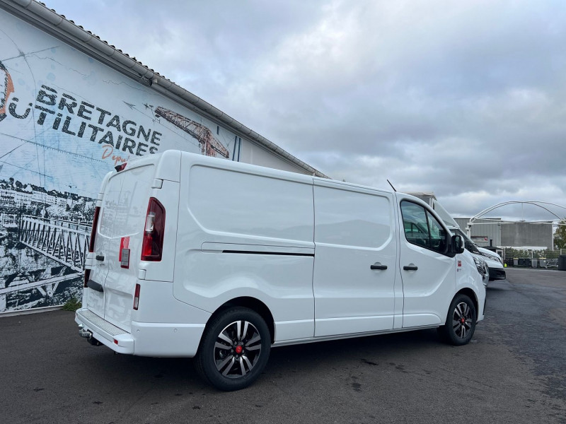 Photo 6 de l'offre de RENAULT TRAFIC III FG NEUF: BLANC 3T L2H1 170 CV BVA9 EXCLUSIVE + OPTIONS 3450 € à 43140€ chez Bretagne Utilitaires
