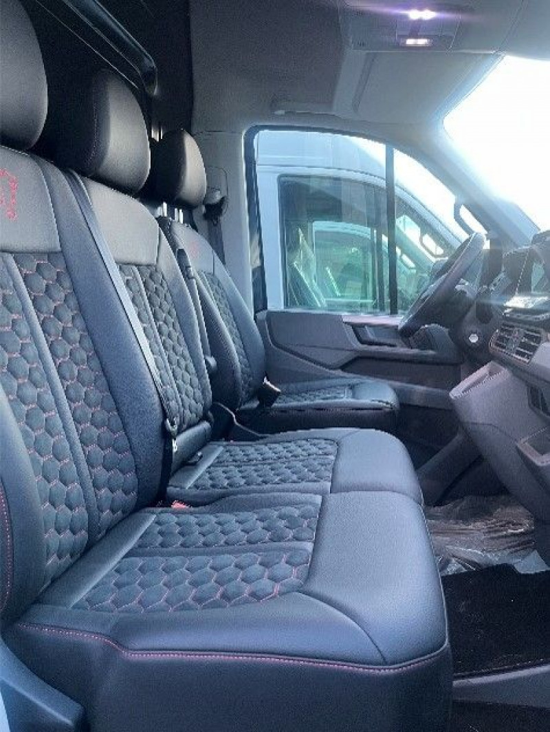 Photo 3 de l'offre de MAN TGE FG 3180 3.5T INDIVIDUAL LION S L3H3 2.0 BITURBO 177CH BVA + OPTIONS à 62340€ chez Bretagne Utilitaires