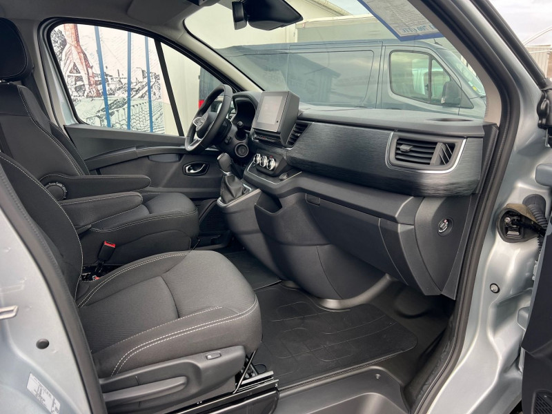 Photo 5 de l'offre de NISSAN PRIMASTAR FG 5 PLACES L1H1 2.0 DCI 150CV DCT TEKNA + OPTIONS à 41700€ chez Bretagne Utilitaires