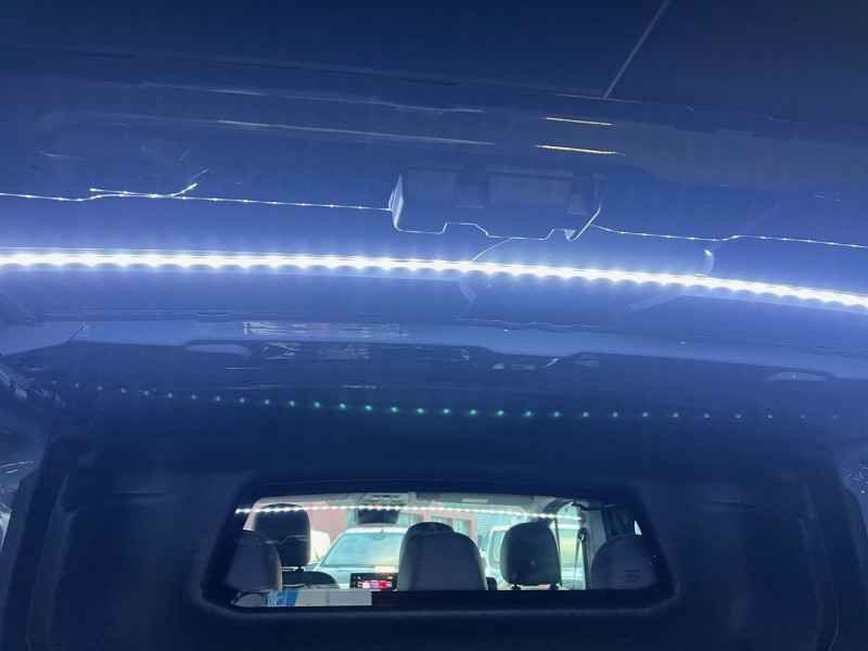 Photo 12 de l'offre de NISSAN PRIMASTAR FG GRIS PIER L2H1 3T0 2.0 DCI 170CH BVA9 CAB APPRO 6 PLACES TEKNA à 42780€ chez Bretagne Utilitaires