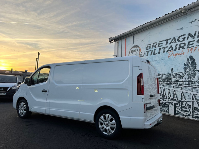 Photo 2 de l'offre de NISSAN PRIMASTAR FG NEUF: BLANC L2H1 2.0 DCI 170CH BVA9 TEKNA  + OPTIONS 1800 € à 40740€ chez Bretagne Utilitaires