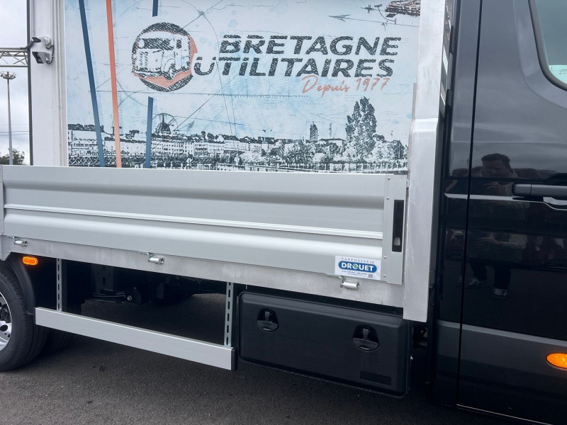 Photo 7 de l'offre de NISSAN INTERSTAR CCB NEUF: NOIR PLATEAU 4700 X 2200 L4 3T5 2.0 DCI 170CH PROPULSION RJ TEKNA + OPTION à 52740€ chez Bretagne Utilitaires