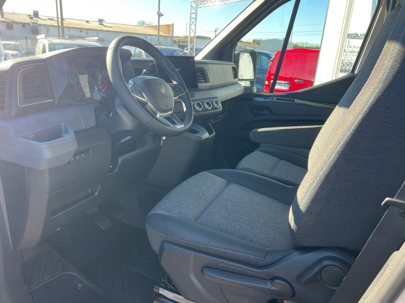 Photo 6 de l'offre de RENAULT MASTER IV FG F3500 L2H2 2.0 BLUE DCI 170CH BVA9 EXTRA + 2900 E HT D'OPTIONS à 41340€ chez Bretagne Utilitaires