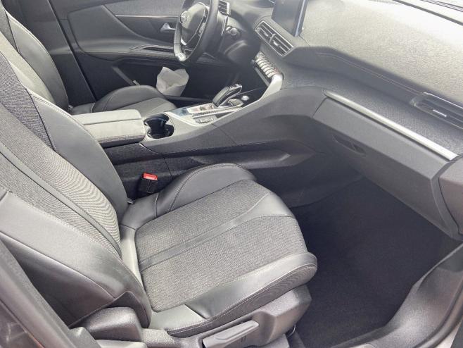 PEUGEOT 3008 en vente à Toulouse chez votre mandataire automobile