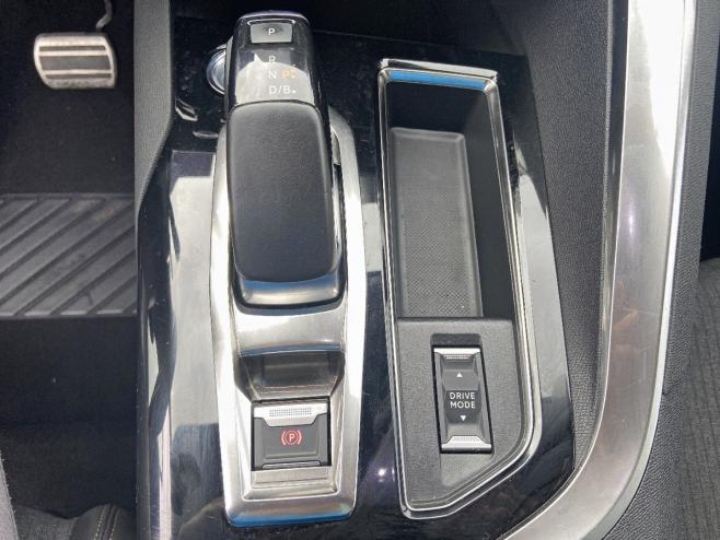 PEUGEOT 3008 en vente à Toulouse chez votre mandataire automobile