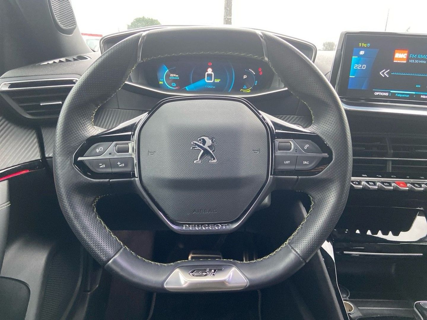 PEUGEOT E-2008 en vente à Toulouse chez votre mandataire automobile