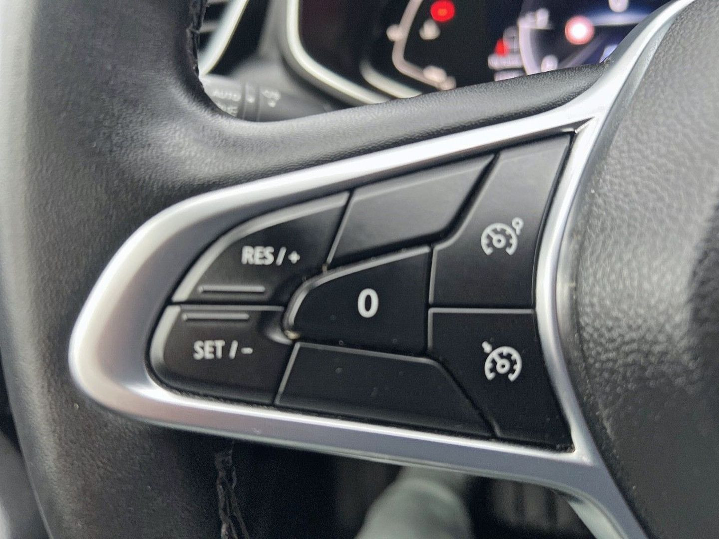 RENAULT Clio en vente à Toulouse chez votre mandataire automobile