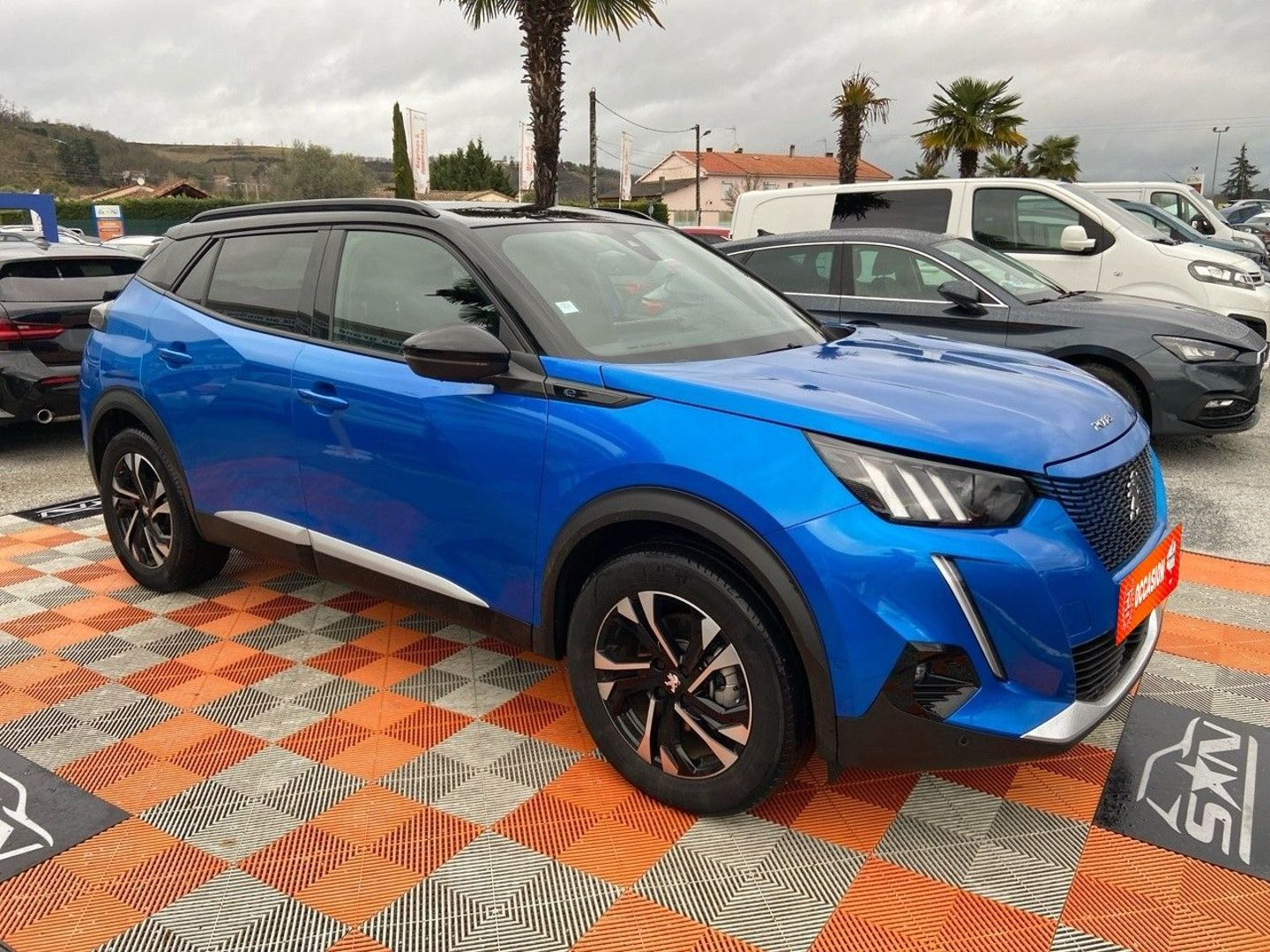 PEUGEOT E-2008 en vente à Toulouse chez votre mandataire automobile