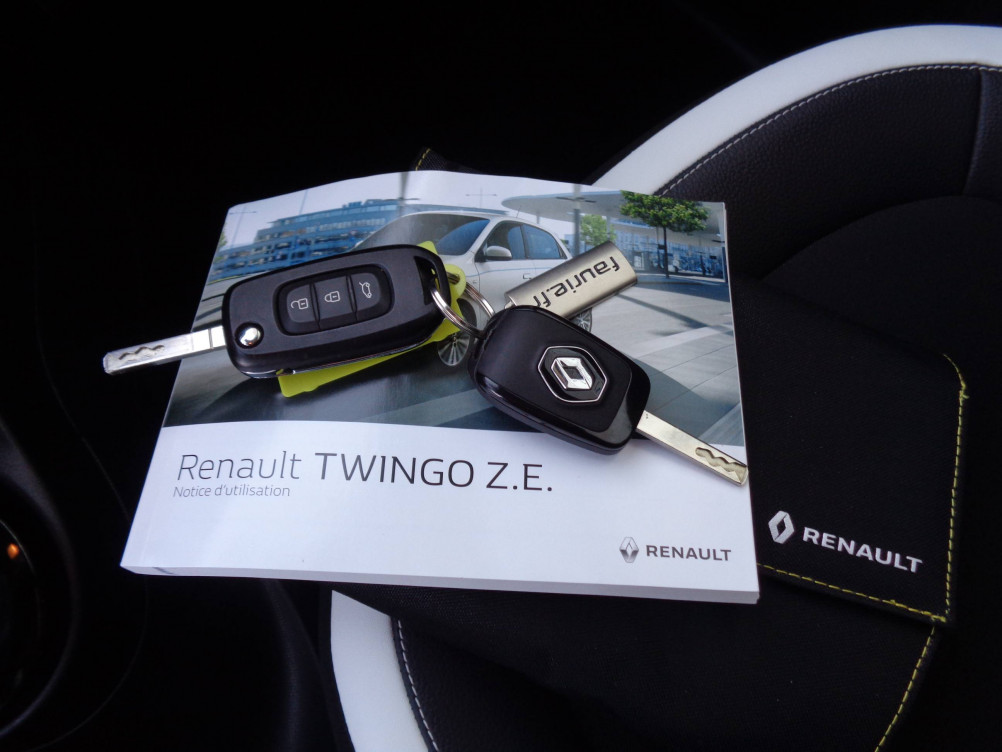Acheter Renault Twingo 3 Twingo III Achat Intégral - 21 Urban Night 5p occasion dans les concessions du Groupe Faurie