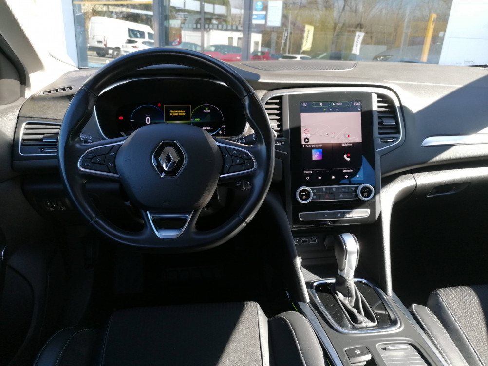 Acheter Renault Megane 4 Mégane IV Estate E-TECH Plug-In Hybride 160 Intens 5p occasion dans les concessions du Groupe Faurie