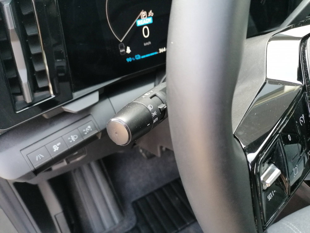 Acheter Renault Megane E-Tech Megane E-Tech EV60 220 ch super charge Equilibre 5p occasion dans les concessions du Groupe Faurie