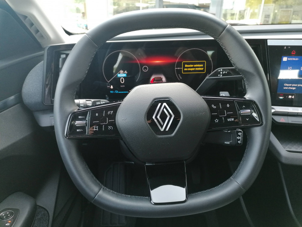 Acheter Renault Megane E-Tech Megane E-Tech EV60 220 ch super charge Equilibre 5p occasion dans les concessions du Groupe Faurie