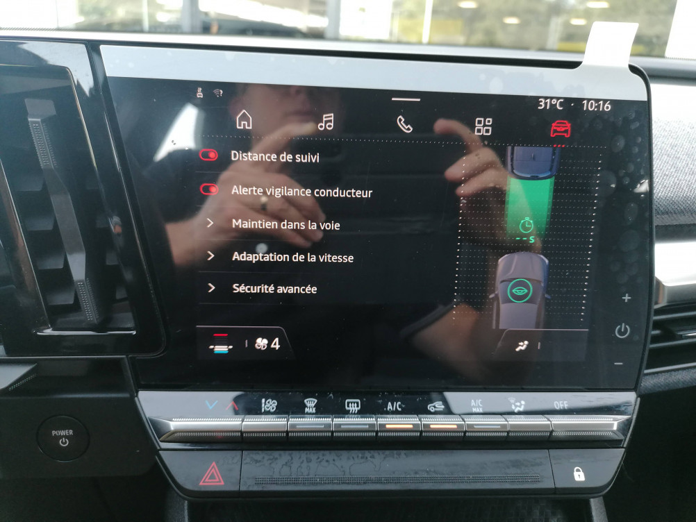Acheter Renault Megane E-Tech Megane E-Tech EV60 220 ch super charge Equilibre 5p occasion dans les concessions du Groupe Faurie