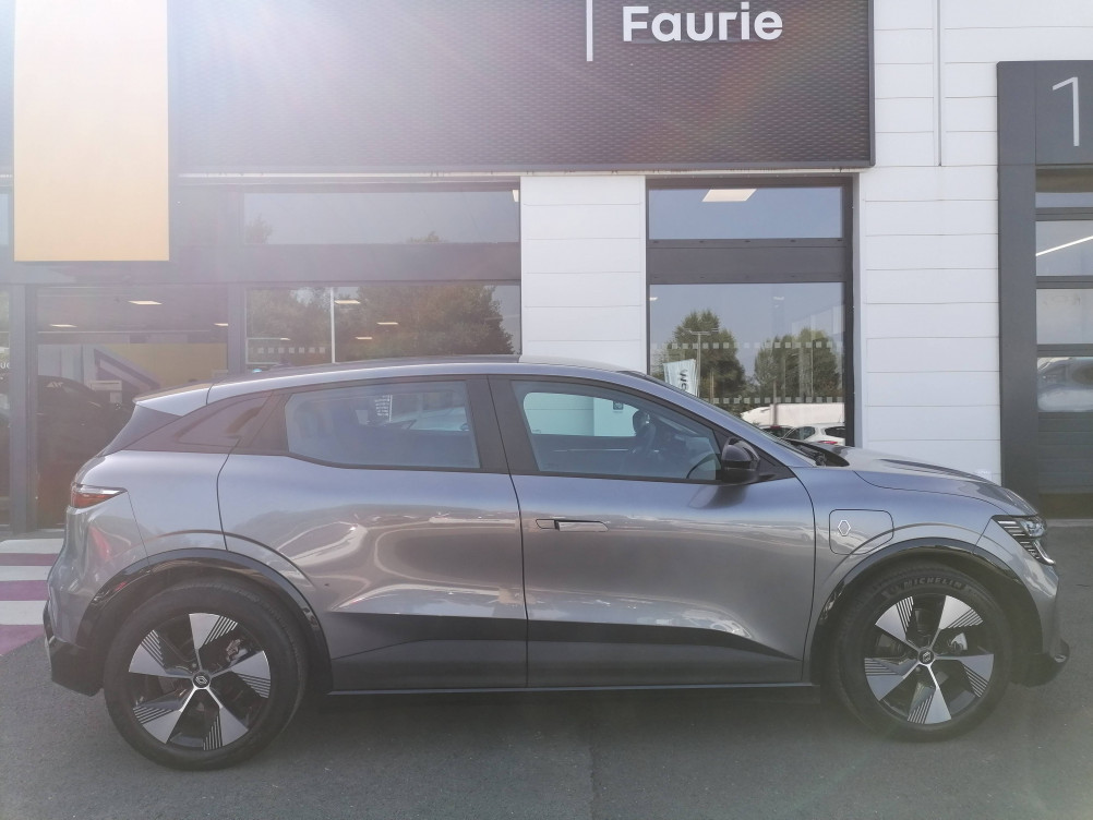 Acheter Renault Megane E-Tech Megane E-Tech EV60 220 ch super charge Equilibre 5p occasion dans les concessions du Groupe Faurie