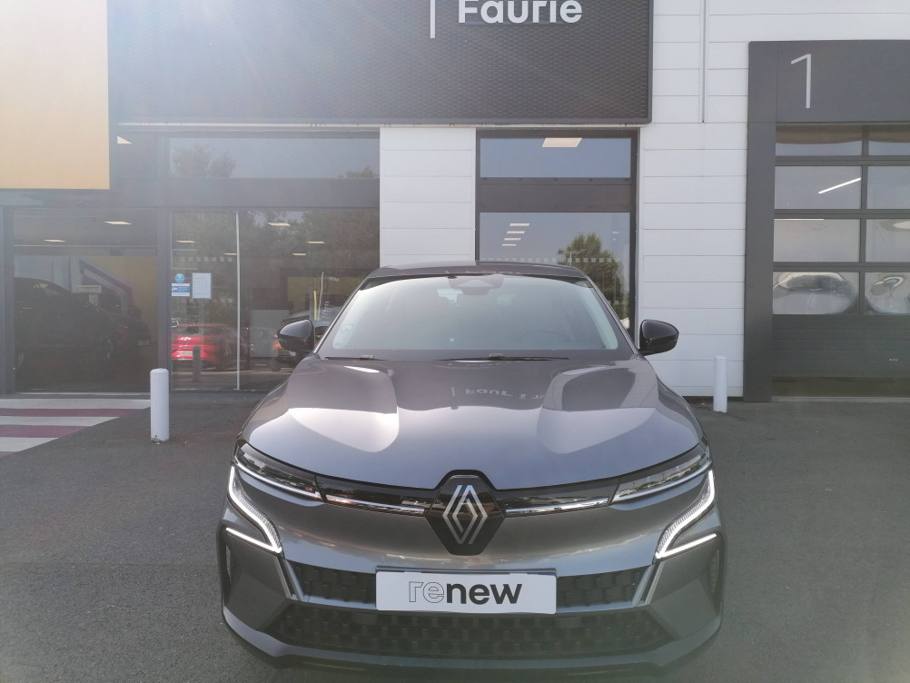 Acheter Renault Megane E-Tech Megane E-Tech EV60 220 ch super charge Equilibre 5p occasion dans les concessions du Groupe Faurie