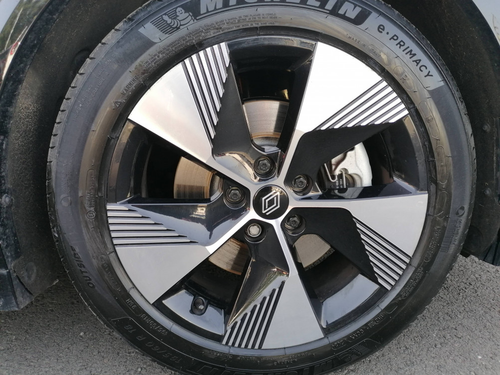 Acheter Renault Megane E-Tech Megane E-Tech EV60 220 ch super charge Equilibre 5p occasion dans les concessions du Groupe Faurie