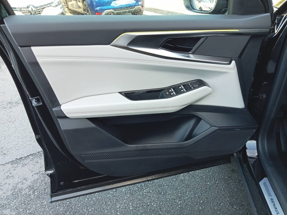 Acheter Renault Espace 6 Espace E-Tech hybrid 200 Iconic 5p occasion dans les concessions du Groupe Faurie