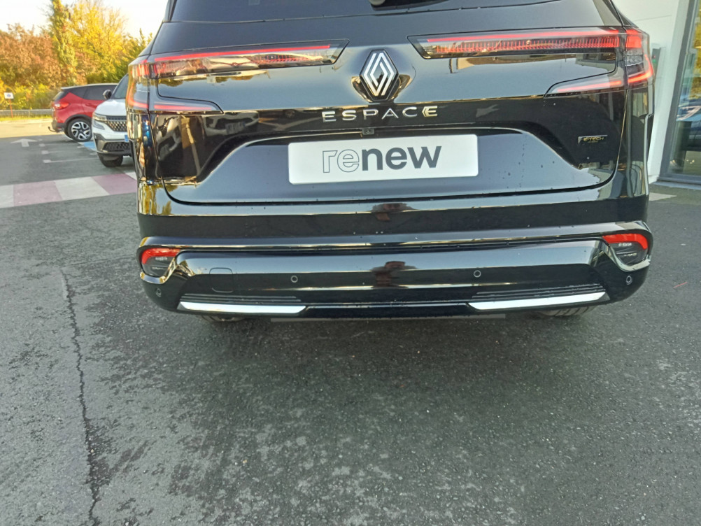 Acheter Renault Espace 6 Espace E-Tech hybrid 200 Iconic 5p occasion dans les concessions du Groupe Faurie