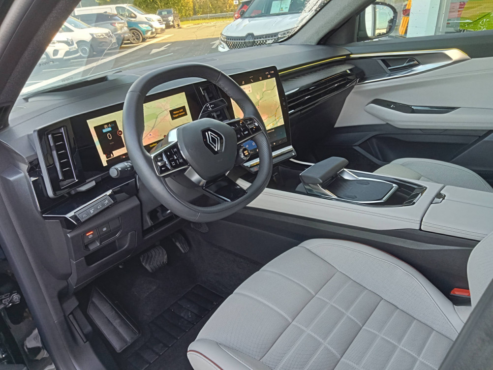 Acheter Renault Espace 6 Espace E-Tech hybrid 200 Iconic 5p occasion dans les concessions du Groupe Faurie
