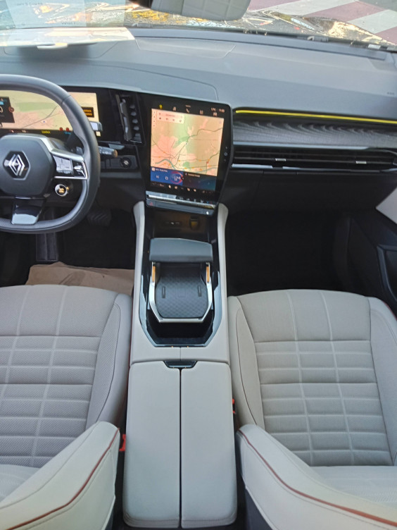 Acheter Renault Espace 6 Espace E-Tech hybrid 200 Iconic 5p occasion dans les concessions du Groupe Faurie