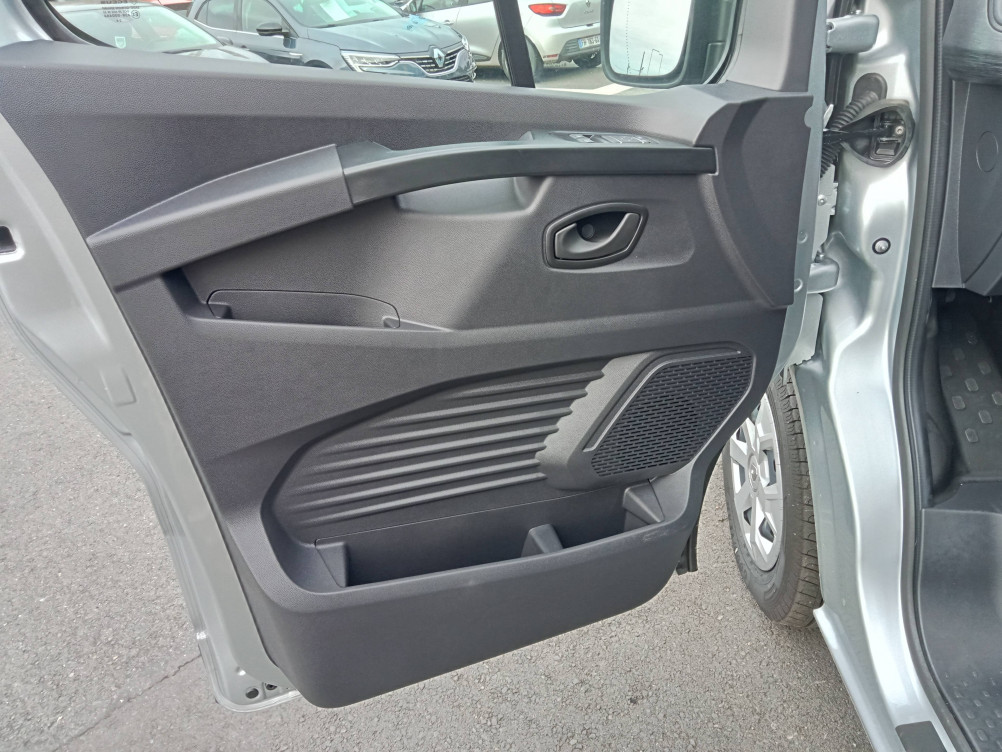 Acheter Renault Trafic 3 Trafic L2 dCi 150 Energy S&S EDC Zen 4p occasion dans les concessions du Groupe Faurie