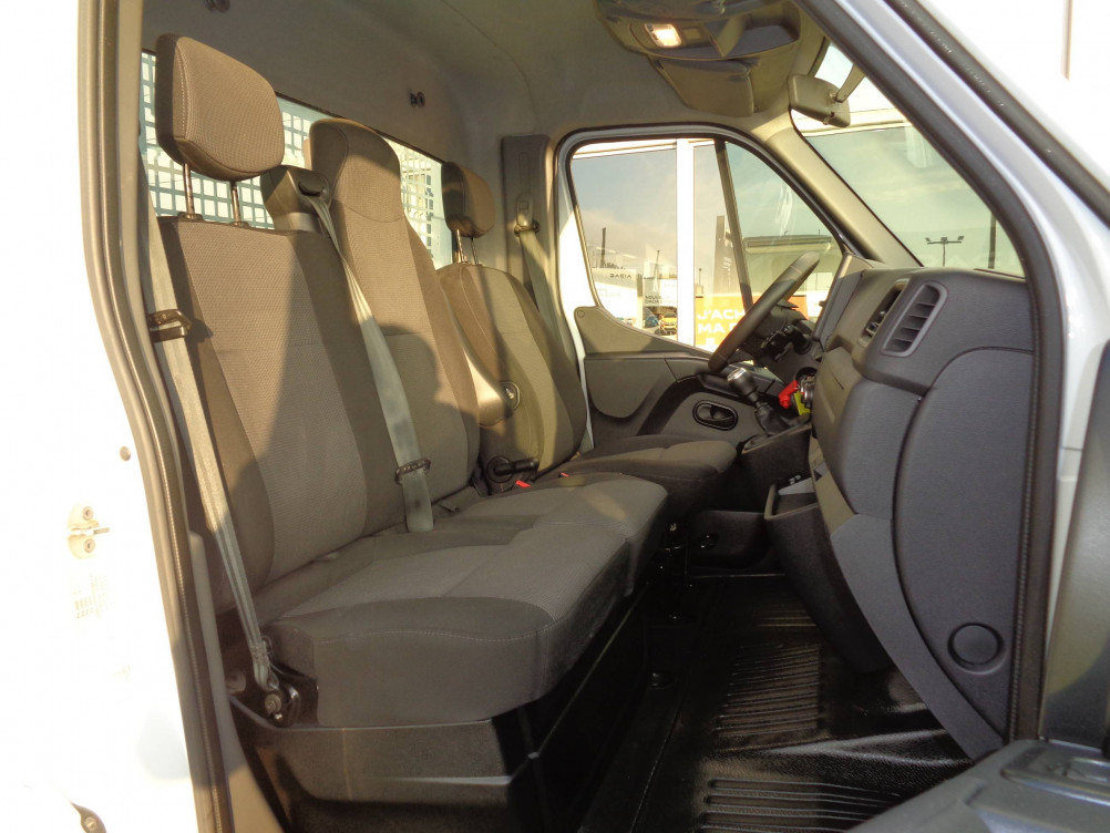Acheter Renault Master 3 MASTER CC PROP RJ3500 PAF AR COURT L2 DCI 130 GRAND CONFORT 2p occasion dans les concessions du Groupe Faurie