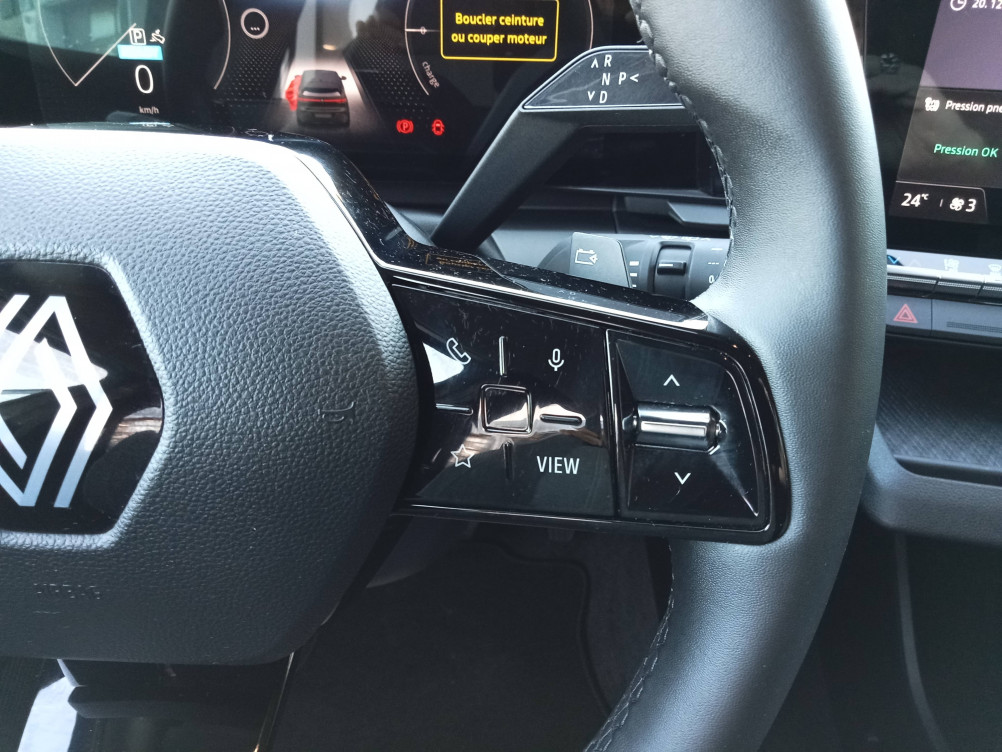Acheter Renault Megane E-Tech Megane E-Tech EV60 220 ch super charge Equilibre 5p occasion dans les concessions du Groupe Faurie