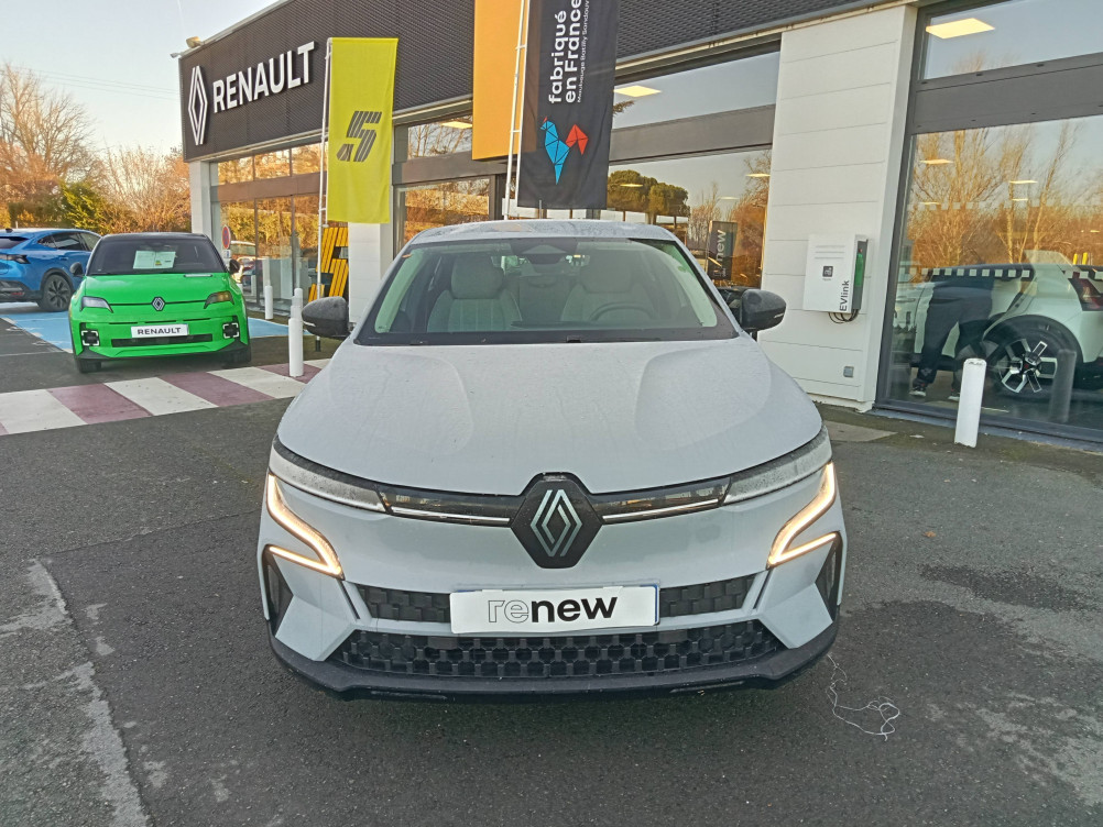 Acheter Renault Megane E-Tech Megane E-Tech EV60 220 ch super charge Equilibre 5p occasion dans les concessions du Groupe Faurie