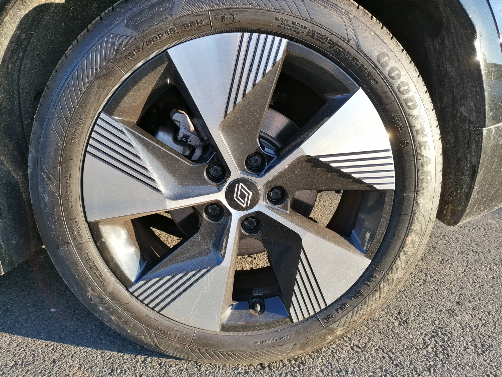 Acheter Renault Megane E-Tech Megane E-Tech EV60 220 ch super charge Equilibre 5p occasion dans les concessions du Groupe Faurie