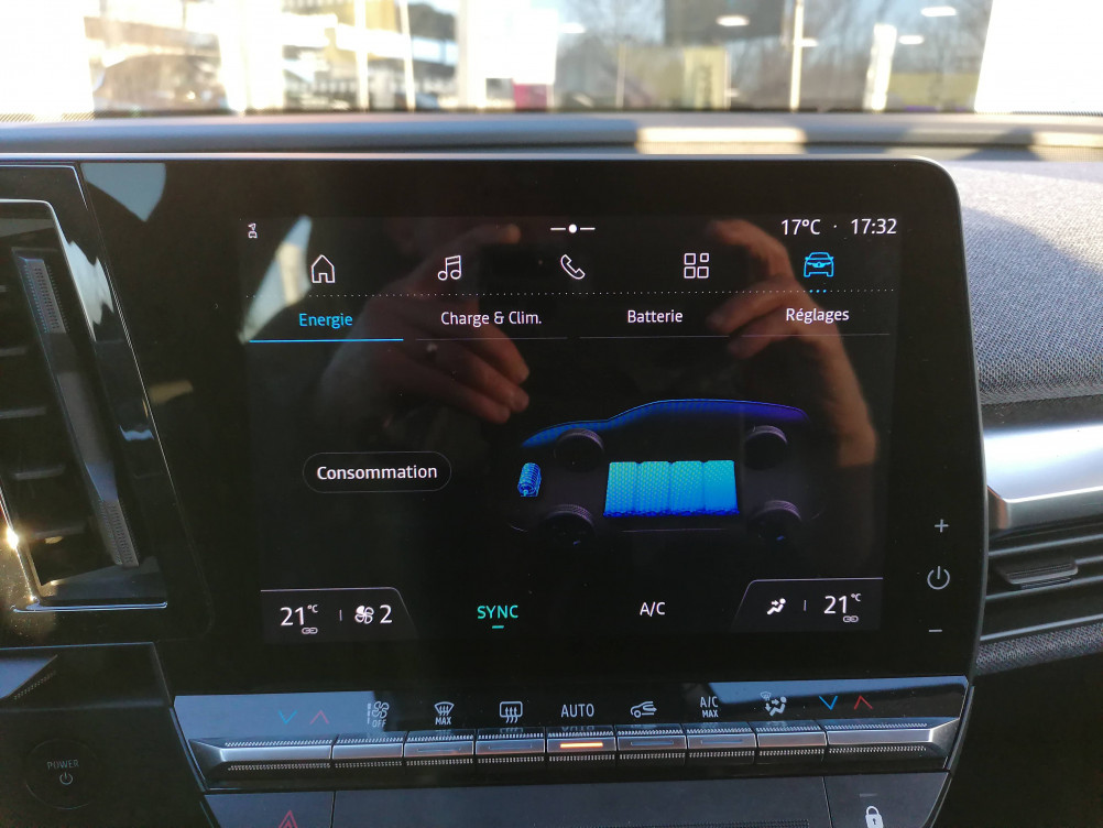 Acheter Renault Megane E-Tech Megane E-Tech EV60 220 ch super charge Equilibre 5p occasion dans les concessions du Groupe Faurie