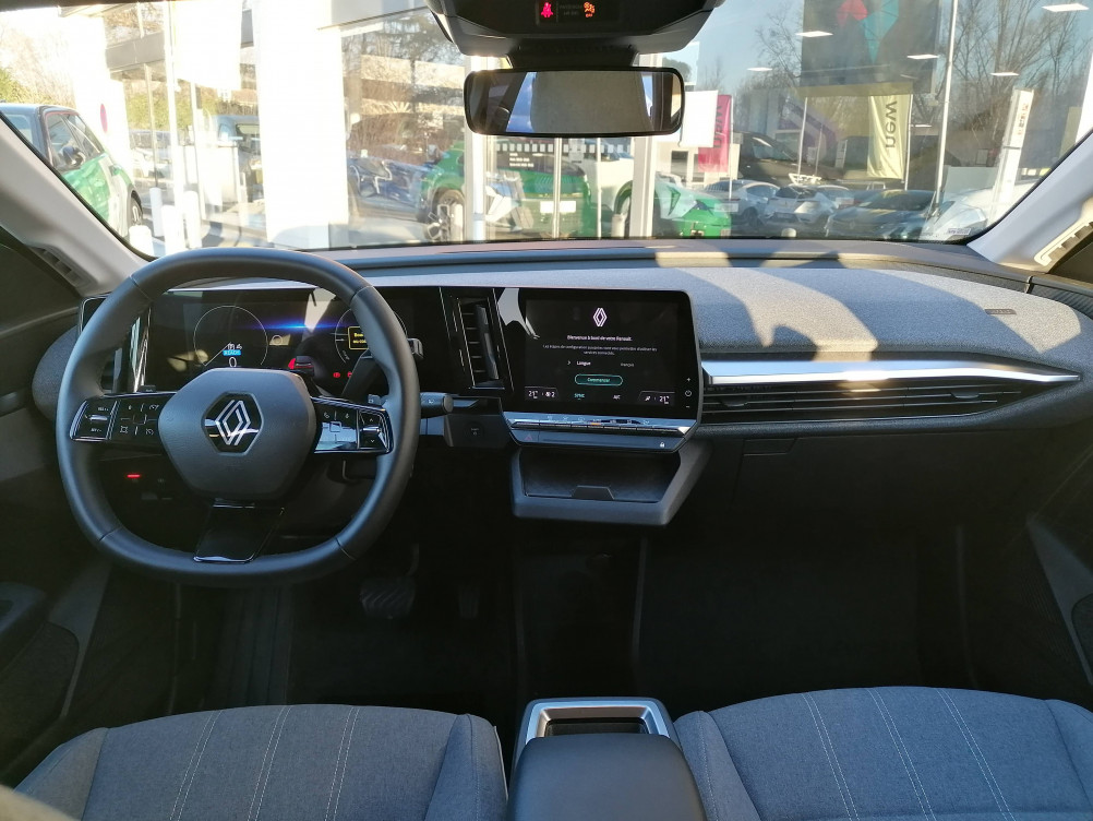 Acheter Renault Megane E-Tech Megane E-Tech EV60 220 ch super charge Equilibre 5p occasion dans les concessions du Groupe Faurie