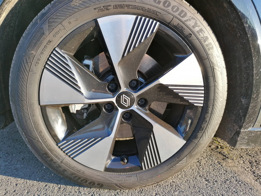 Acheter Renault Megane E-Tech Megane E-Tech EV60 220 ch super charge Equilibre 5p occasion dans les concessions du Groupe Faurie